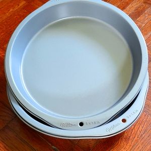 Wilton 9x1.5" Layer Cake Pans